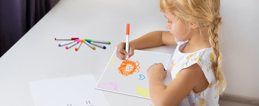 LED Note Board with Colors, 13.7"X10" 4 Modes & 7 Colors Acrylic Dry Erase Board with Light, Include Adapter, Hanging Chain, Led Drawing Board for Kids with Stand, 7 Markers, Spray Bottle