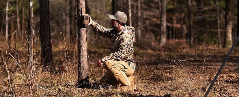 Moultrie Edge Solar Cellular Trail Camera - Integrated Solar Panel with Battery - 40MP - 1080p Video - Night Vision - Multi-Carrier LTE Auto-Connect - Built-in Memory - 0.4s Trigger Speed