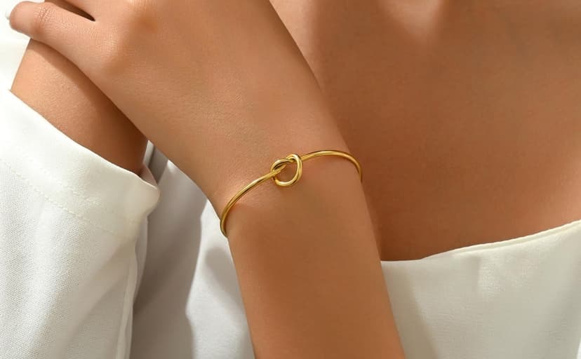 Best Friend Gifts for Women - Forever Love Knot Friendship Bracelets, Friendship Gifts for Women, Gifts for Best Friend Woman, Best Friend Birthday Gifts, Adjustable Bracelet for Christmas