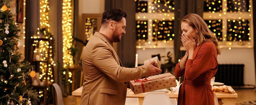 White Gift Box, 9.5x6x3'' Gift boxes for Presents with Lids Magnetic Closure Rectangle Collapsible for Bridesmaid Proposal Box, Wedding, Christmas, Halloween, Birthday Gift Packging