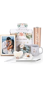Wedding Engagement Gifts for Couples Mr and Mrs Gift Bridal Shower Gift,Bride To Be Gifts Honeymoon Travel Essentials Just Married