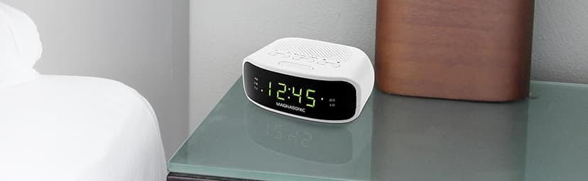 Magnasonic Digital AM/FM Clock Radio with Battery Backup, Dual Alarm, Sleep & Snooze Functions, Display Dimming Option (EAAC200)