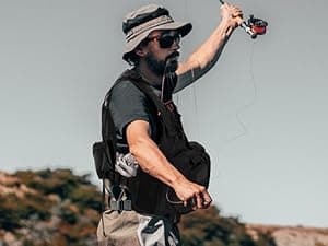 Gonex Fly Fishing Vest for Men Women, Comfortable Adjustable Fishing Vest with Multi-Pockets Reflective Stripes