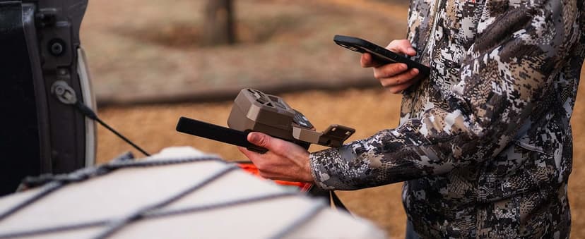 Moultrie Edge Solar Cellular Trail Camera - Integrated Solar Panel with Battery - 40MP - 1080p Video - Night Vision - Multi-Carrier LTE Auto-Connect - Built-in Memory - 0.4s Trigger Speed