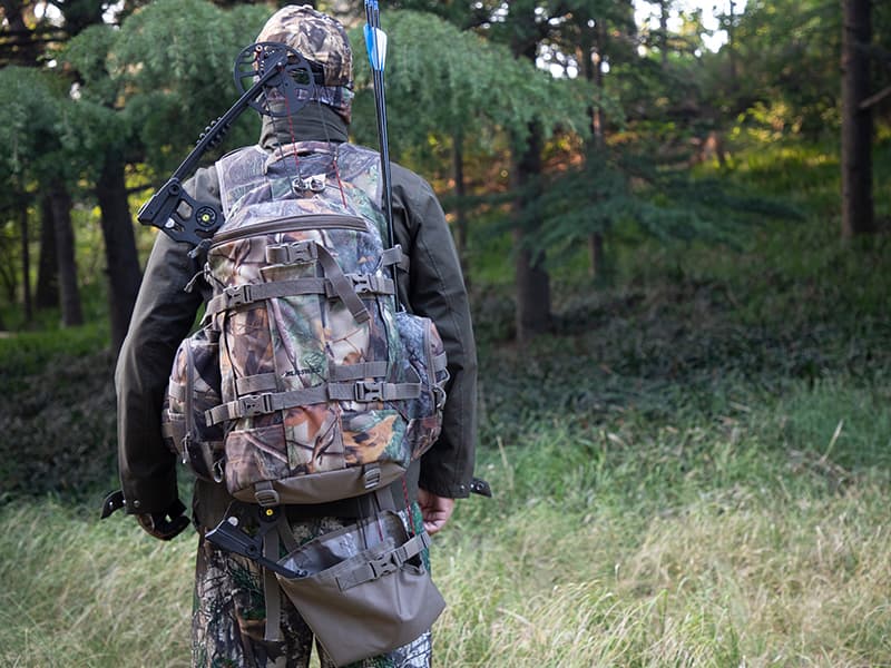 BLISSWILL Large Hunting Backpack with padded weapon for Bow Rifle Hunting Gear Accessories 40L(New leaf camouflage)