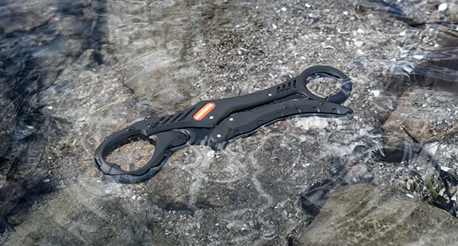 KastKing SteelStream 6pc Fishing Tool Kit - Corrosion Resistant Fishing Pliers with Lanyard, Fillet Knife, Floating Fish Lip Gripper, Fishing Braid Scissors, Tool Retractor, Fishing Gifts for Men