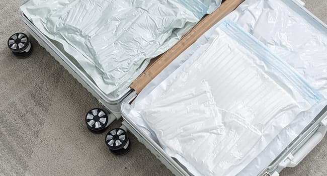 Vacuum Storage Bags for Travel, 8 Pack (4S+4XS) Vacuum Seal Bags with Wireless Rechargeable Electric Pump, Travel Essentials Space Saving Compression Bag for Clothes, Luggage, Suitcase, Backpack, Trip