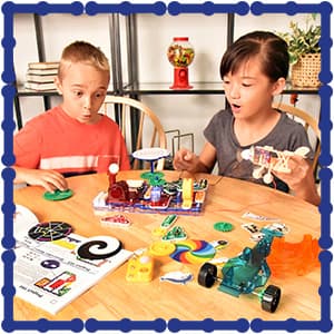 Build 100+ STEM projects with 28 snap-together parts and a full-color project manual SNAP CIRCUITS Jr. SC-100 STEM Electronics Kit, 100+ Projects, Ages 8+ B00008BFZH