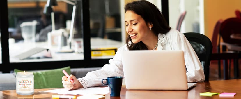 AceThrills Gender Reveal Gifts, New Parents Gift for Couples, Pregnancy Gifts for First Time New Mom Dad Gift - 7 Oz Lavender Scented Candle