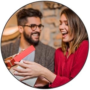 Electric Heating Pad, Portable Cordless Menstrual Heating Pad with 4 Heat Levels and 4 Massage Modes, Fast Large Heating Belly Wrap Belt for Cramps, Back Pain Relief Gifts for Women Girls Her (Pink)