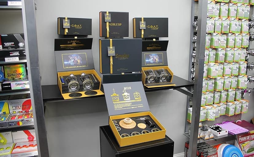 Whiskey Bourbon Smoker Kit 𝗣𝗥𝗘𝗠𝗜𝗨𝗠 Smoky bar Set. Natural American Solid Oak Smoker. A Great Home bar Gift, Easily Make The Legendary Smoked Cocktails and Old fashioneds at Home.