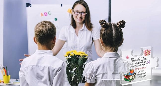 Funnli Teacher Gifts, Back to School Teacher Gifts, Teacher Appreciation Gifts Acrylic Plaque, Thank You Graduation Valentines Day Christmas Gifts for Women Teacher Classmate Study Partner Roommate