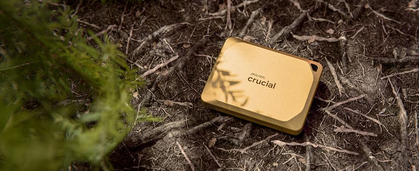 Crucial X10 Pro 1TB Portable SSD, Up to 2100MB/s Read, 2000MB/s Write, 3.2 USB-C, External Solid State Drive, Durable Storage for PC & Mac, for Professional Creators, Black - CT1000X10PROSSD902