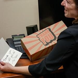 Dan the Sausageman Juneau Gourmet 8 items Gift Basket - Original Summer Sausage, Wisconsin Cheese, Mustard, Craker, Olives, Nuts and Candy | Gift Snack Box