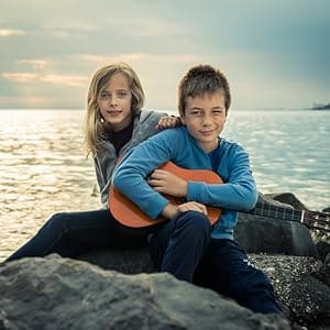 BESYOU 30" Wood Acoustic Guitar with Case,guitar book and Accessories for Kids/Girls/Boys/Beginners (Natural)