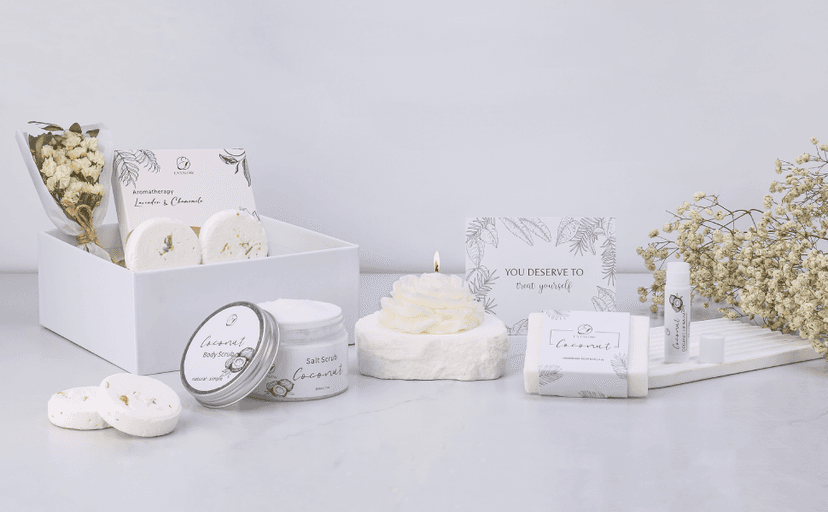 Spa Gifts for Women Bath and Body Gift Basket Mothers Day Gifts Coconut Lavender Home Spa Set Self Care Gift for Mom Sister Her Wife Birthday Gifts Spa Kit Care Package Thank You Gift