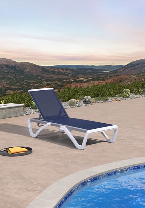 PURPLE LEAF Patio Chaise Lounge Chair Set of 3 Outside Aluminum Plastic Stackable Tanning Chairs with Armrests and Side Table for Pool Sunbathing Beach Deck Outdoor Lounger, Navy Blue