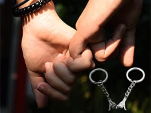 Pinky Promise Gift Matching Couple Gifts Valentines Day Gifts for Him Her Boyfriend Girlfriend Best Friend Matching Keychains for Couples Wife Husband One Year Anniversary Christmas Birthday Gifts