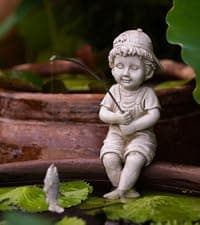 Goodeco Dog Statue with Solar Butterfly - Ideal Gifts for Dad, Mom or Birthdays, Beautifully Crafted Outdoor Decorations to Wow Your Guests