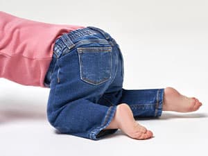 Gerber baby-girls 4 Pack Sleep N' Play Footie