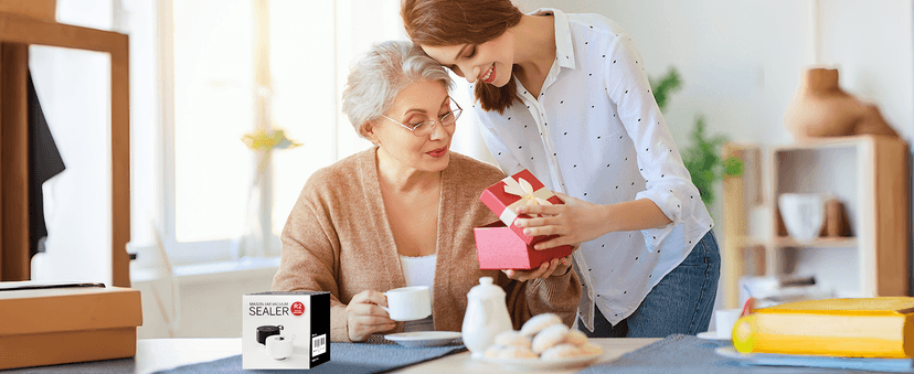 Upgraded 3-in-1 Electric Mason Jar Vacuum Sealer Kit for Jars, Bags, Food Savers & Containers | Auto-Stop Jar Sealer with 4-Hours Battery Life & One-Handed Operation for Dry Foods, Jams & Leftovers