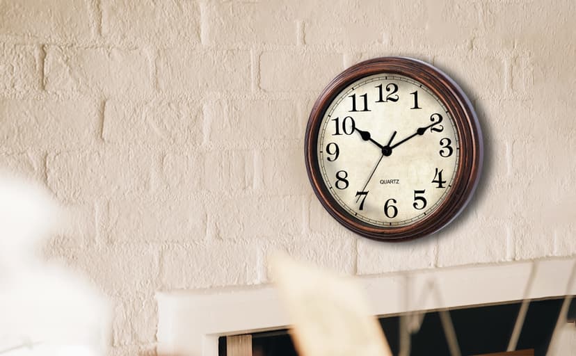 HYLANDA Wall Clock, 9 Inch Silent Non Ticking Classic Battery Operated Clocks, Decorative for Living Room, Bedrooms, Bathroom, Kitchen Office (Bronze)