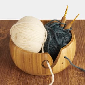 Wooden Yarn Bowl Holder, Craft Knitting Bowl with 8pcs Metal Crochet Hooks, 7.9''Large Yarn Holder Dispenser Yarn Storage Bowls, for Knitters & Crocheters (Bamboo 7.9 inch)