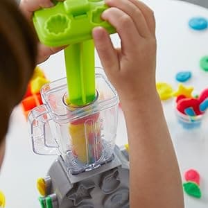Play Doh Swirlin' Smoothies Toy Blender Playset, Play Kitchen Appliances, Kids Arts and Crafts Toys for 3 Year Old Girls and Boys and Up B0C3528VHM