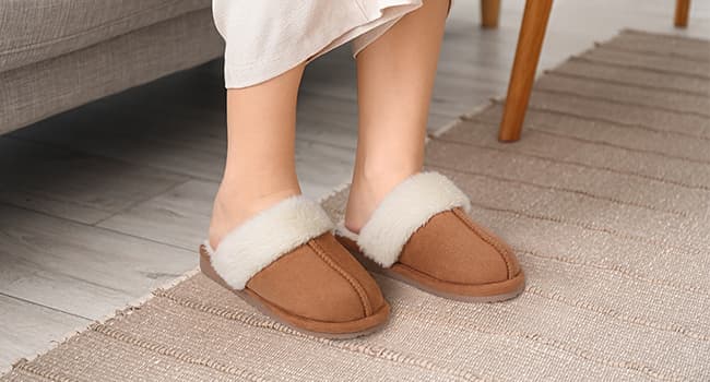 Litfun Women's Fuzzy Memory Foam Slippers Fluffy Winter House Shoes Indoor and Outdoor