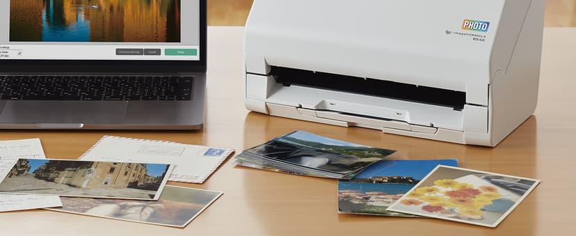 Canon imageFORMULA RS40 - Photo and Document Scanner, Auto Document Feeder, Windows and Mac, Scans Old and New Photos in Varying Sizes, USB Interface
