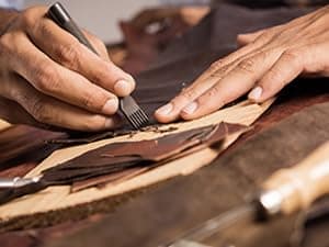 RUNBOX Wallet for Men Slim Rfid Leather 2 ID Window With Gift Box