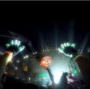 Luwint Children LED Finger Light Up Gloves - Glow Flashing Cool Fun Toys for Kids, Boy Girl 7-12 Years