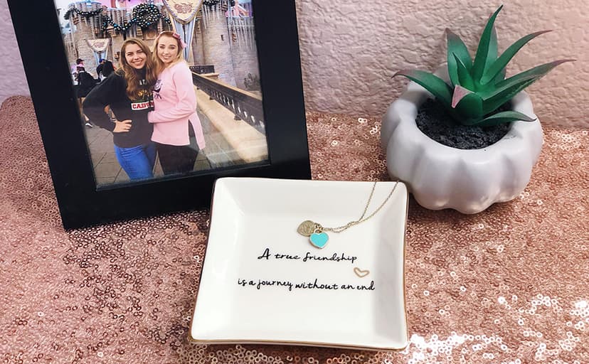 HOME SMILE Ceramic Ring Dish Jewelry Tray for Mom Sister Friends